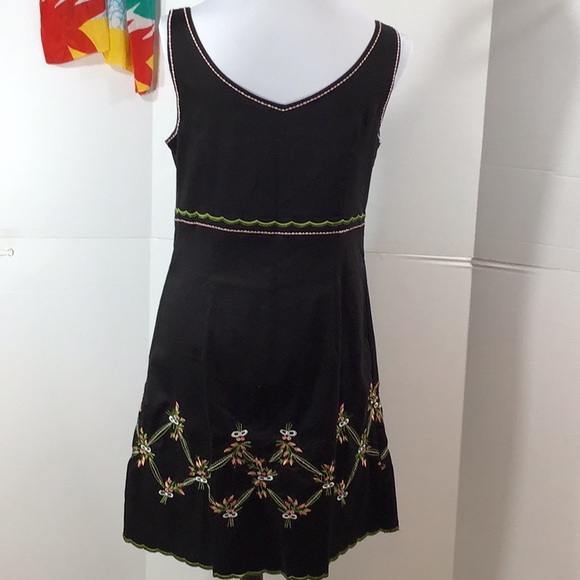 Nikki Valenti embroidered sundress 8 - Picture 5 of 7